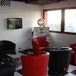 Hotell Enzo Pont-à-Mousson