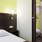 Enzo Hotell 2*