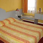 Enzo Hotell