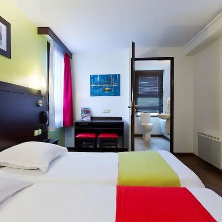 Kyriad Design Enzo Pont-à-mousson 3*