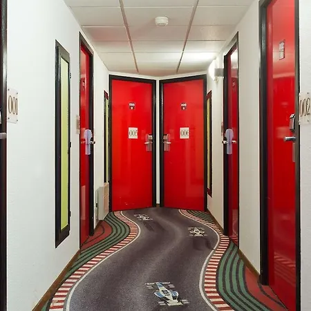 Kyriad Design Enzo Pont-à-mousson