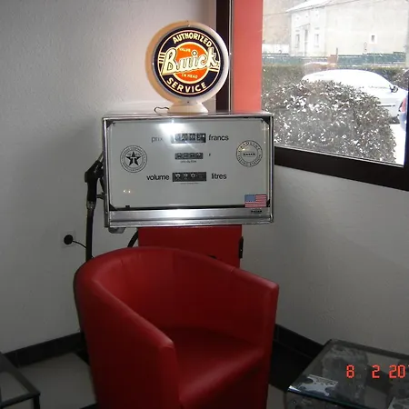 Hotel Enzo 2*