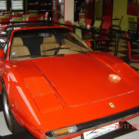 Enzo By Kyriad Direct Понт-а-Муссон