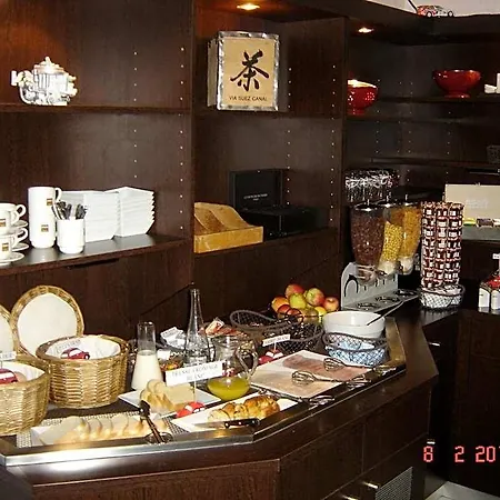 Hotel Enzo 2*